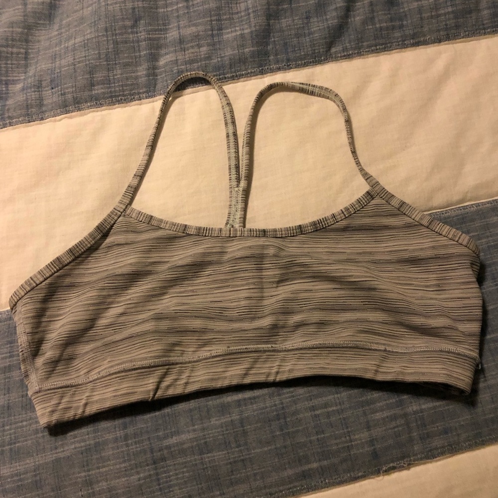 Lululemon Sports Bra •Size 12•
